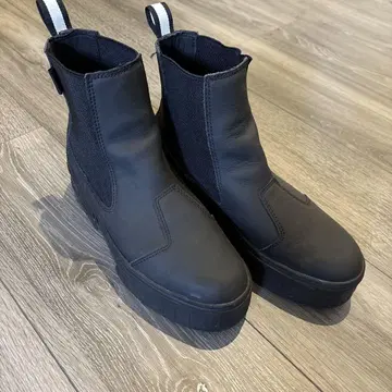 PUMA 블랙 사이드 고어 부츠