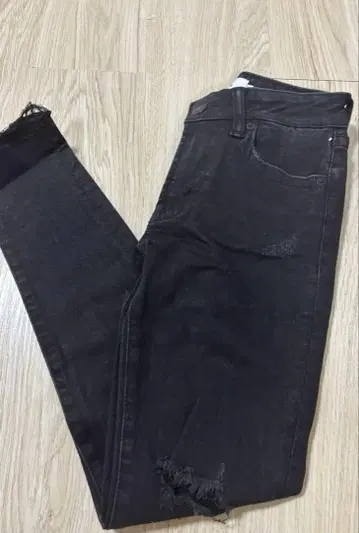 AZUL 블랙 스키니 데님 데미지 가공