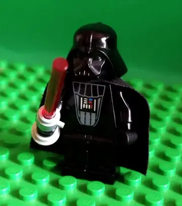 레고 미니 피규어 스타 워즈 다스 베이더 빛나는 라이트세이버