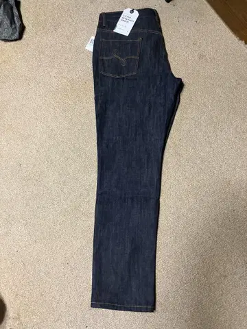 새상품 LRG TRUE TAPER 스트레이트 데님 34