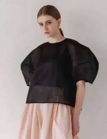 리텐 Sheer Sculpture Tops 블랙 택 포함 새상품