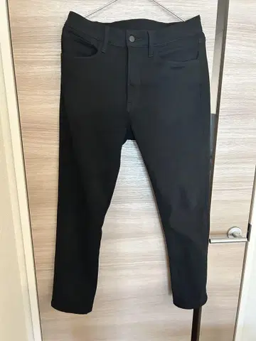 유니클로 데님 EZY 청바지 남성용 블랙