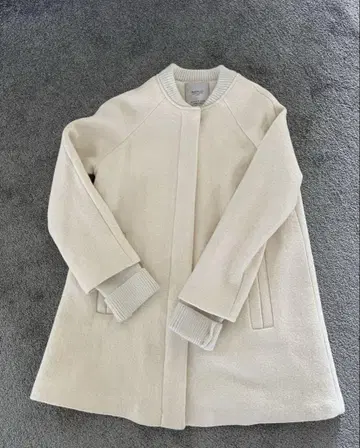 ZARA 아이보리 래글런 슬리브 체스터 코트 M 사이즈