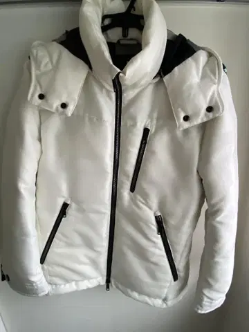 BLACK LABEL CRESTBRIDGE 화이트 다운 자켓 L