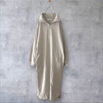 새상품급 슬로브 이에나 쭈리 하프 지퍼 원피스