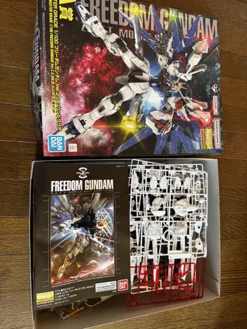 MG 프리덤 건담