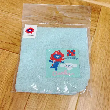 오사카 엑스포 시나몬 시나모롤 타월 손수건 핸드 타월 미야쿠미야쿠