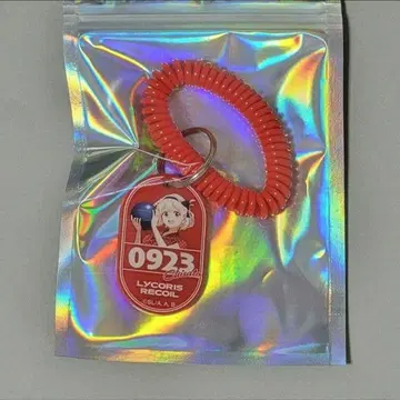 리코리스 리코일 아크릴 키링 니시키기 치사토 볼링