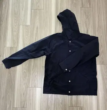 SASSAFRAS 사사프라스 마운틴 후드티