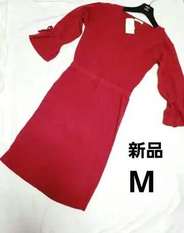 새상품 니트 원피스 빨간색 플레어 슬리브 허리밴딩 레드 데콜테