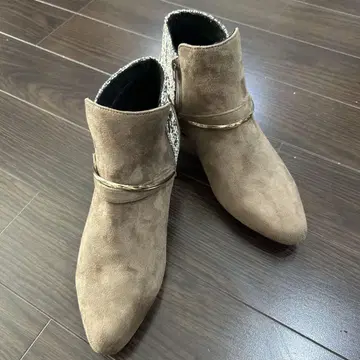 브라운 스웨이드 부티 사이드 지퍼