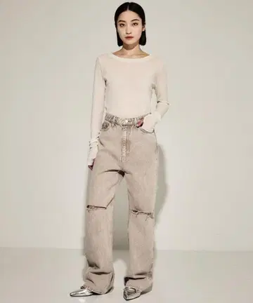 CLANE 슬래시 컷 데님 팬츠