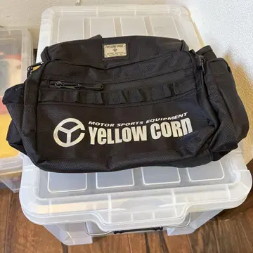 YELLOW CORN 바디백 블랙