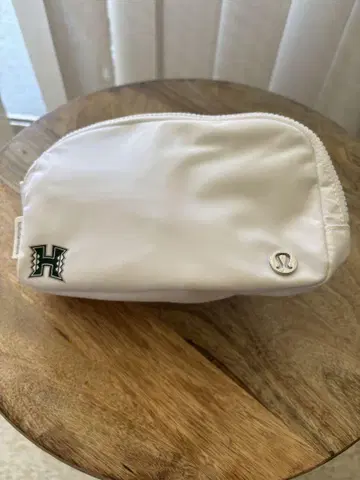 lululemon 초 레어 허리 백 화이트 O/S 하와이 대학 한정판