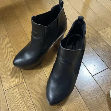 하이힐 숏부츠 블랙 R&E 23.5cm