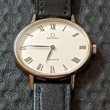 OMEGA Geneve 수동 와인딩 시계 타원형