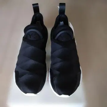 [할인 협상 가능] Y-3 V3 울트라 부스트 22 블랙 26.5cm