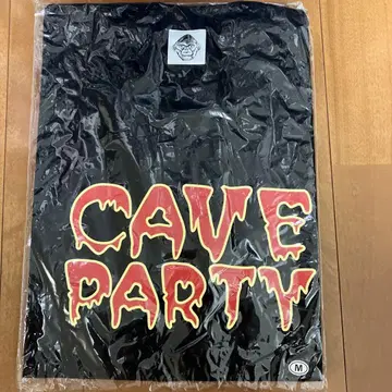 더 크로마니욘즈 CAVE PARTY 티셔츠 M 사이즈 블랙