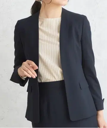 AOKI 2way 스트레치 노카라 자켓 & 팬츠 (네이비)