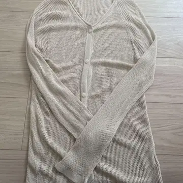 ARULLE 베이지 긴팔 가디건