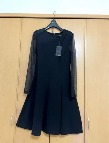 새상품 DKNY 다나 캐런 뉴욕 원피스 블랙 포멀로도
