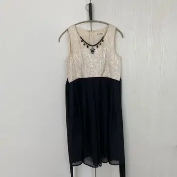 파티 드레스 블랙 화이트