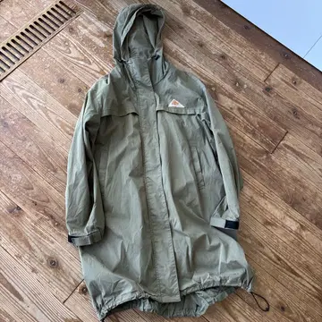 켈티 KELTY 카키 얇은 소재 자켓 마운틴 파카