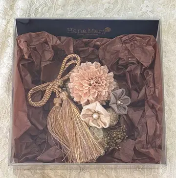 Hana Mary 꽃 장식 태슬 포함