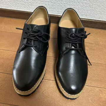 블랙 가죽 신발