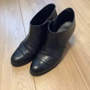FREAK'S STORE 블랙 가죽 부츠 사이즈 37