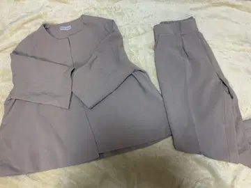 Eri's Style 그레이 팬츠 셋업 미사용품 M 사이즈