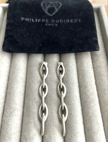 PHILIPPE AUDIBERT PARIS 실버 귀걸이