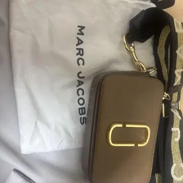 MARC JACOBS 브라운 숄더백