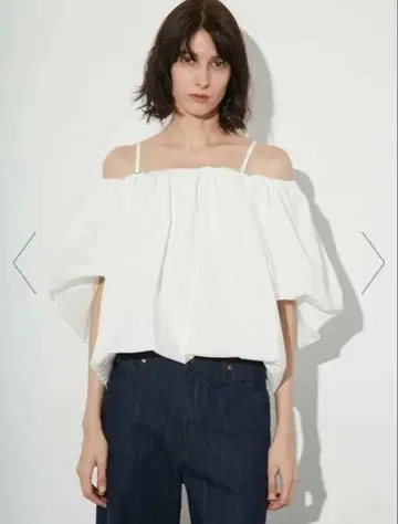 오프숄더 퍼프 블라우스 WHT styling/