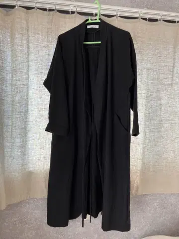 ARCHI 블랙 플란넬 가운 S