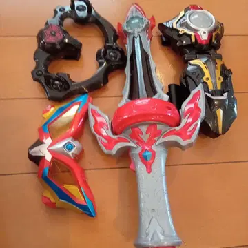 울트라맨 타이가 타이가 트라이 블레이드 타이거 스파크 증정 포함