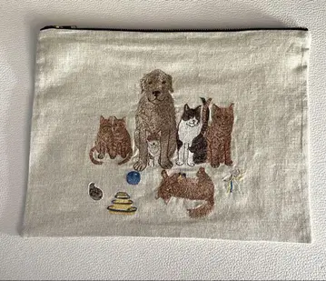 CORAL & TUSK 동물 자수 파우치 약 A4 사이즈