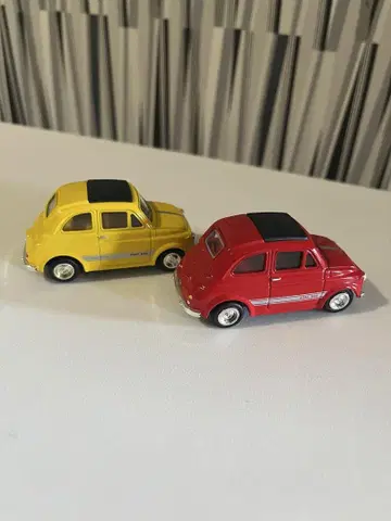 FIAT 500 미니카 세트 빨간색과 옐로우 컬러