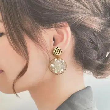 [ 화이트 플라워 2 ] 귀걸이 귀찌
