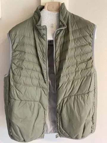 BRUNELLO CUCINELLI 다운 베스트 올리브 그린
