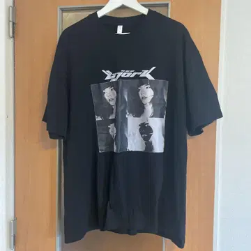비요크 T셔츠 블랙