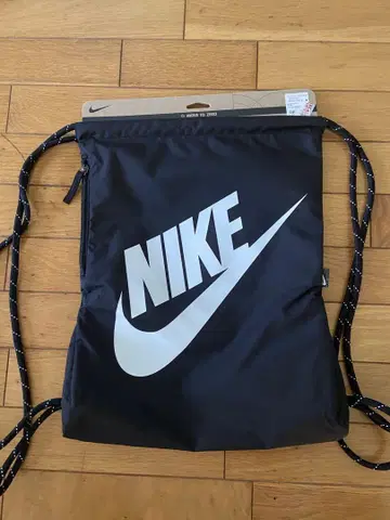 Nike 냅색 블랙 레어템