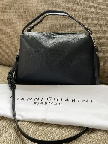 GIANNI CHIARINI / 아리파 M 블랙