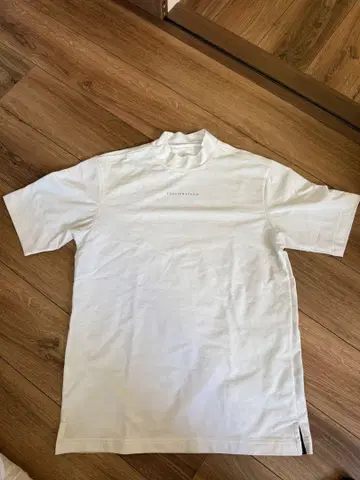 TRAVISMATHEW 화이트 골프 셔츠