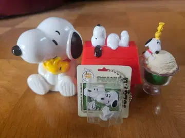 스누피 캡슐 토이 가챠