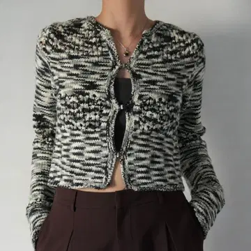 quui marble knit cardigan 블랙