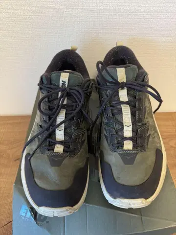 HOKA END 별주 호카 HOKA ONE ONE 27.5cm