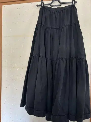 INGEBORG 블랙 플레어 스커트