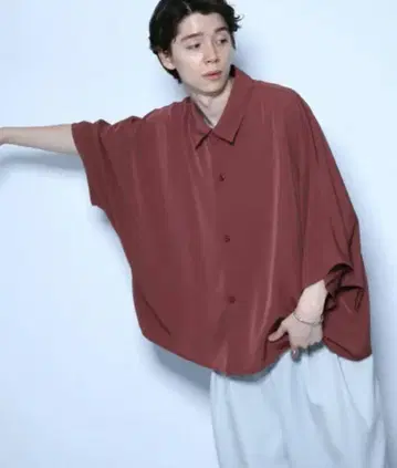 하레 돌먼 셔츠