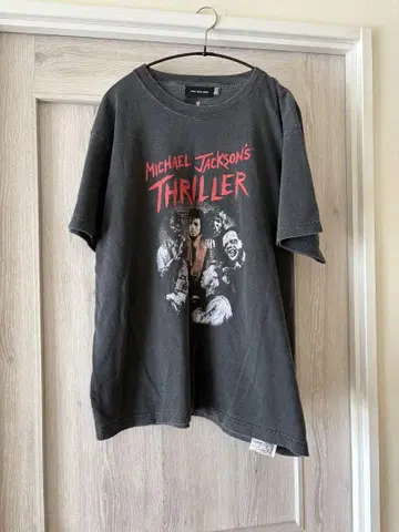 Michael Jackson's Thriller 셔츠